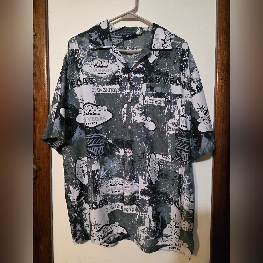 Las Vegas Graphic Men's Casual Shirt - Black and White
